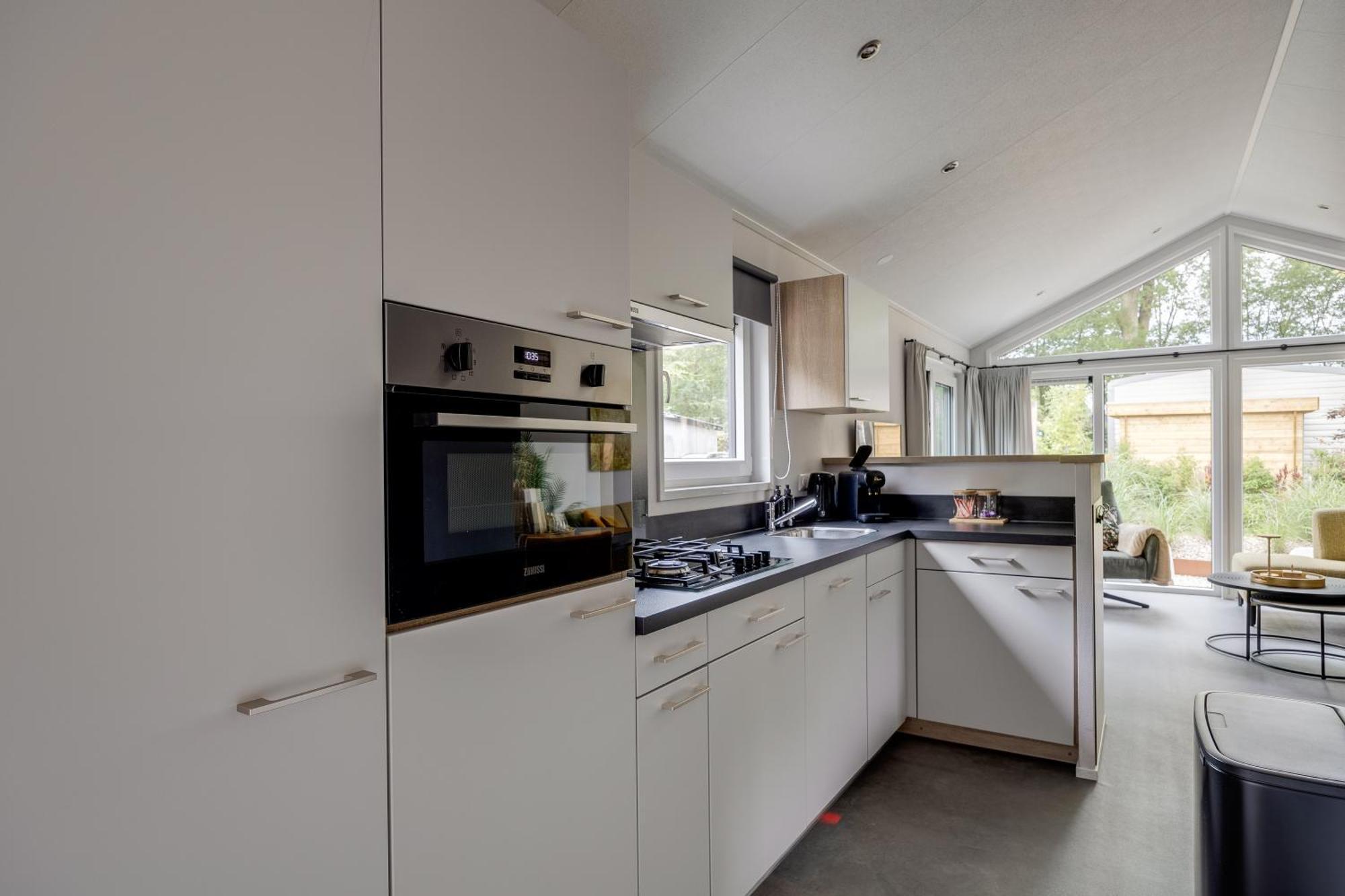 Modern Ingericht Chalet Op Groen Park Op De Veluwe Epe Exteriör bild