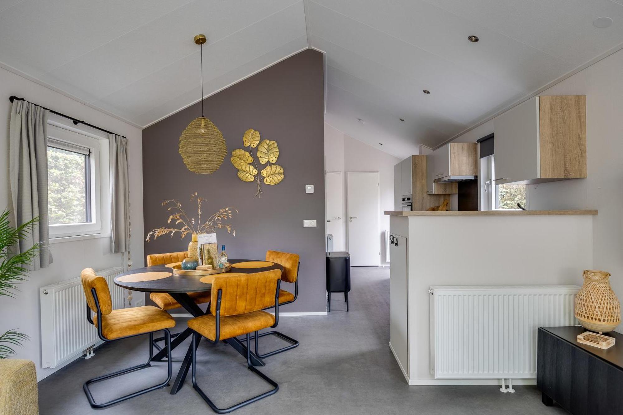 Modern Ingericht Chalet Op Groen Park Op De Veluwe Epe Exteriör bild