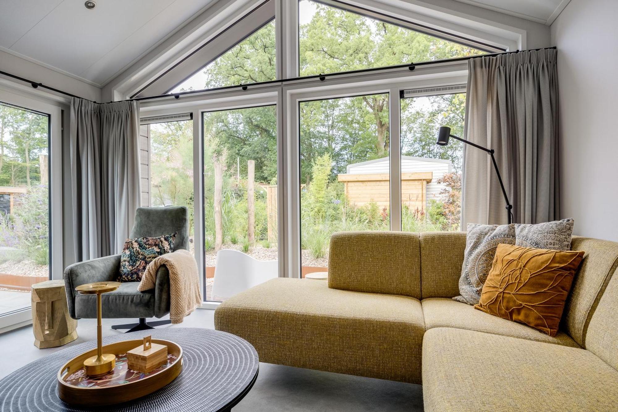 Modern Ingericht Chalet Op Groen Park Op De Veluwe Epe Exteriör bild