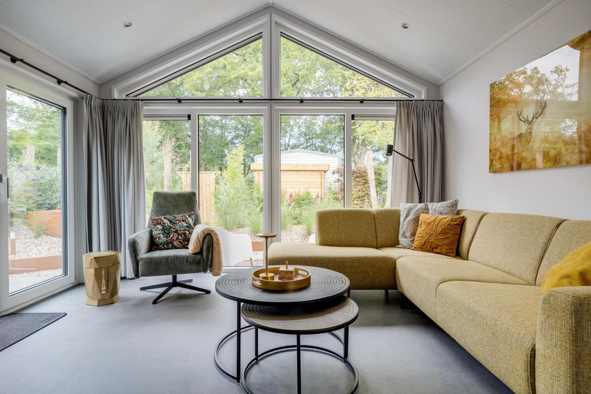 Modern Ingericht Chalet Op Groen Park Op De Veluwe Epe Exteriör bild