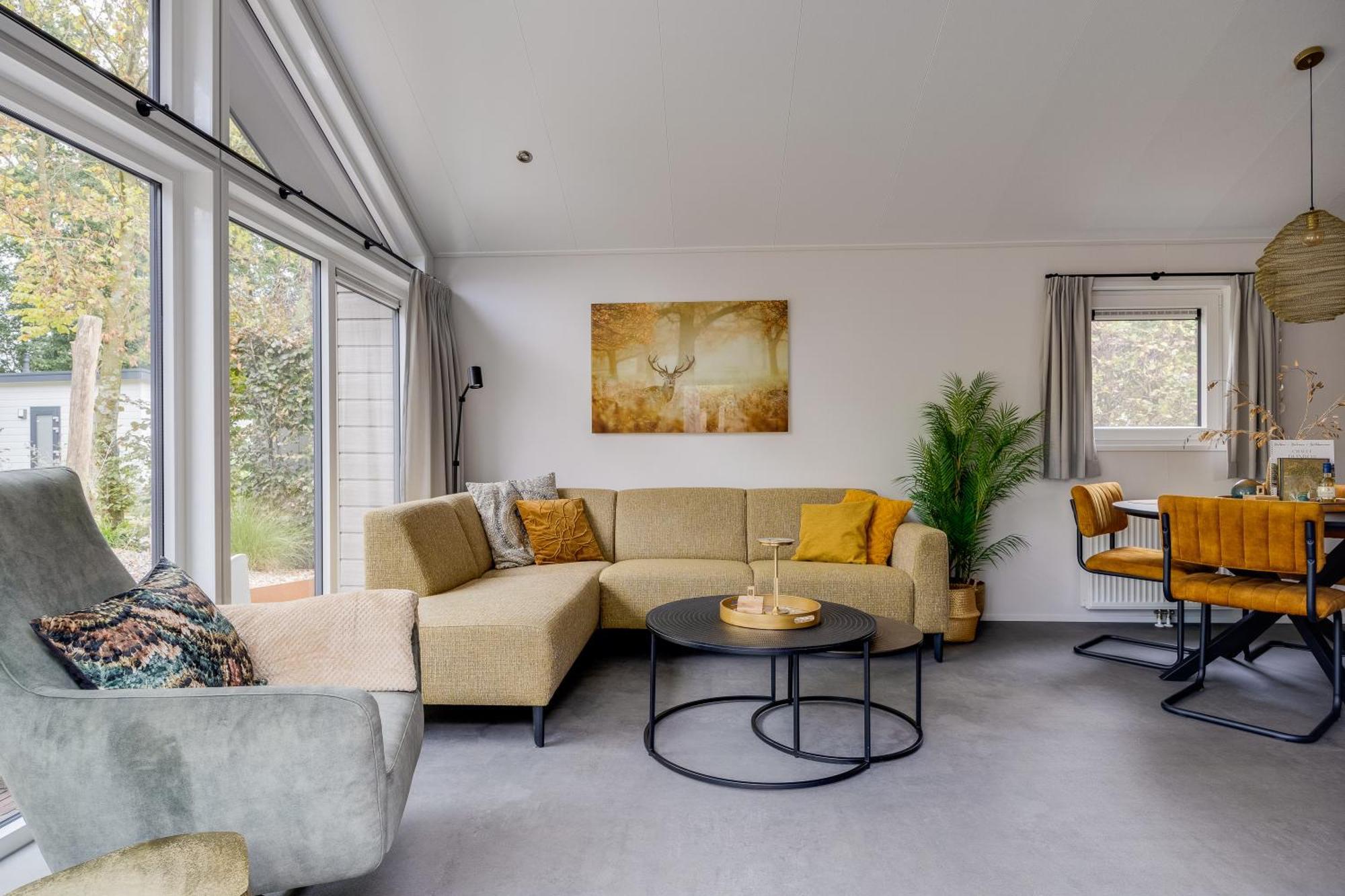 Modern Ingericht Chalet Op Groen Park Op De Veluwe Epe Exteriör bild
